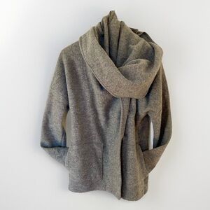 Scoop NYC Sweater Scarf Knit Jacket In Gray 100% wool